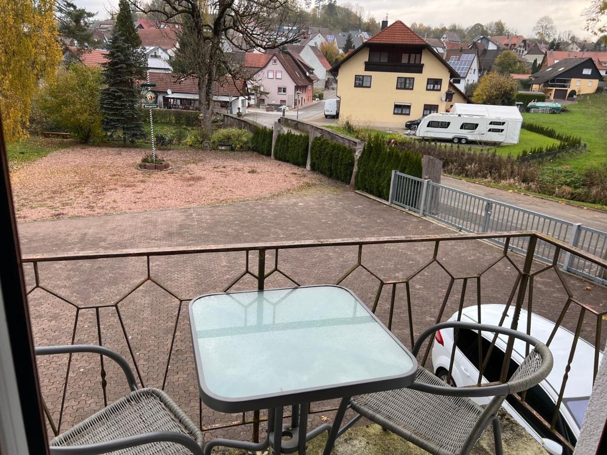 Hotel Hirsch Fluorn-Winzeln Exterior foto